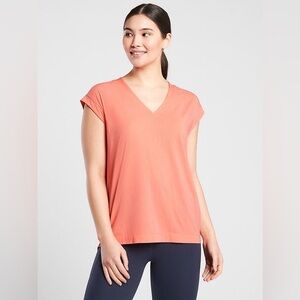 Athleta Avenue Tee NWT XS – Coral